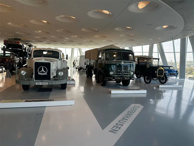 موزه مرسدس بنز | The newest exhibition of the Mercedes-Benz Museum