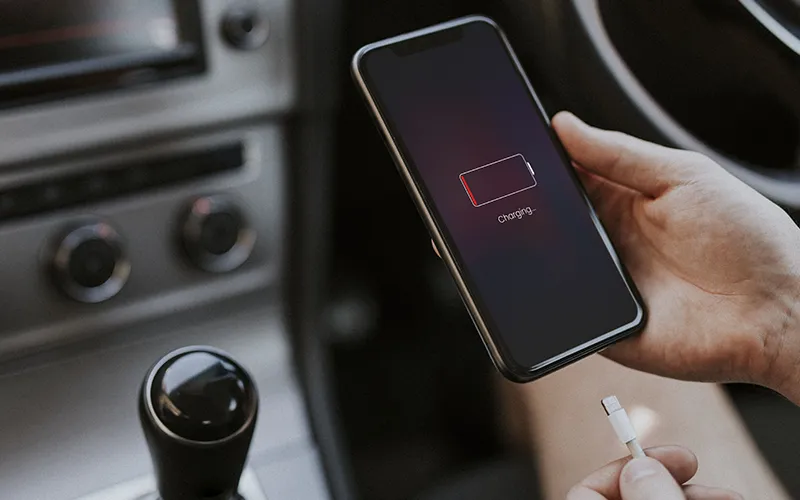 شارژ باطری موبایل در ماشین | mobile-battery-charging-in-the-car